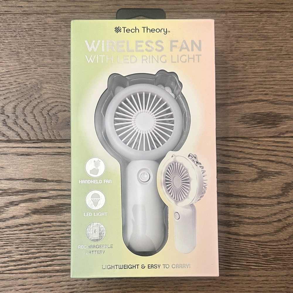 NWT Tech Theory “Kitty” Wireless Fan with LED Ring Light